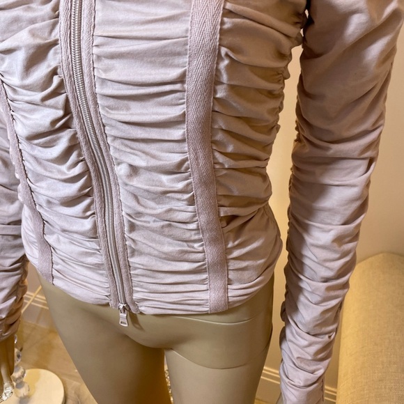Armani Exchange, Ruched Skin Tight zip up turtleneck top Sz S Like New - Picture 4 of 13